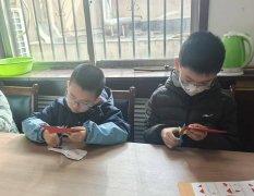 <b>诗词互动环节率先进行</b>