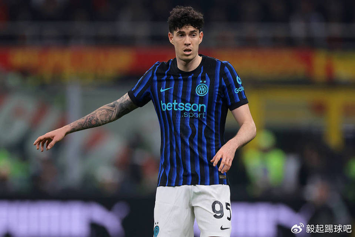 巴萨或迎意甲中卫巴斯托尼 国米交易卡拉菲奥里