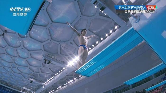 跳水世界杯总决赛男子3米跳板中国包揽金银，王