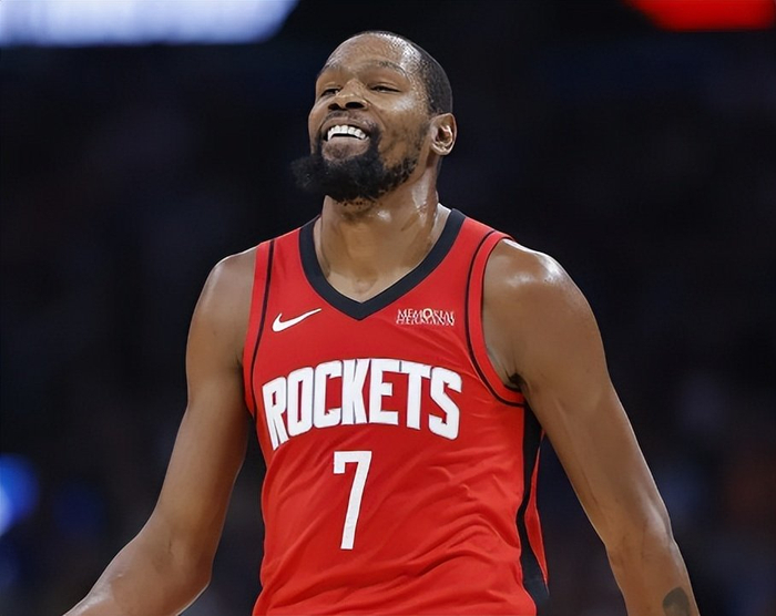 费尔蒂塔豪掷1.8亿美元升级火箭主场 携手彗星队